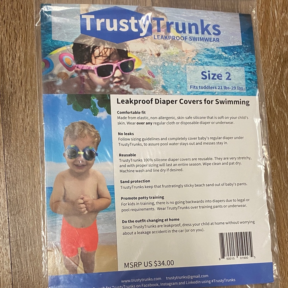 Kids Swim Trunks orange holds all liquid forms size 2